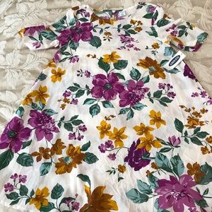 NWT. Bold Flower Dress.